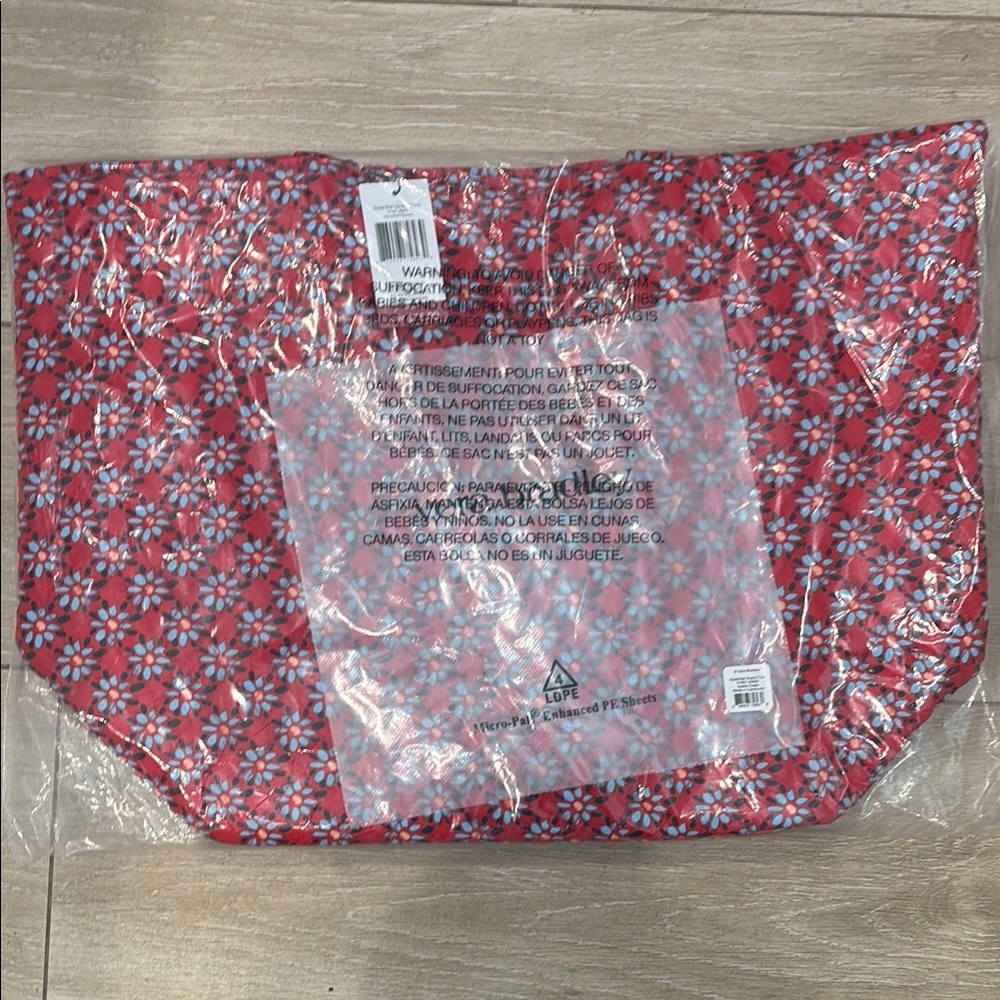 Vera Bradley Essential Grand Tote. Red Floral Tote Bag